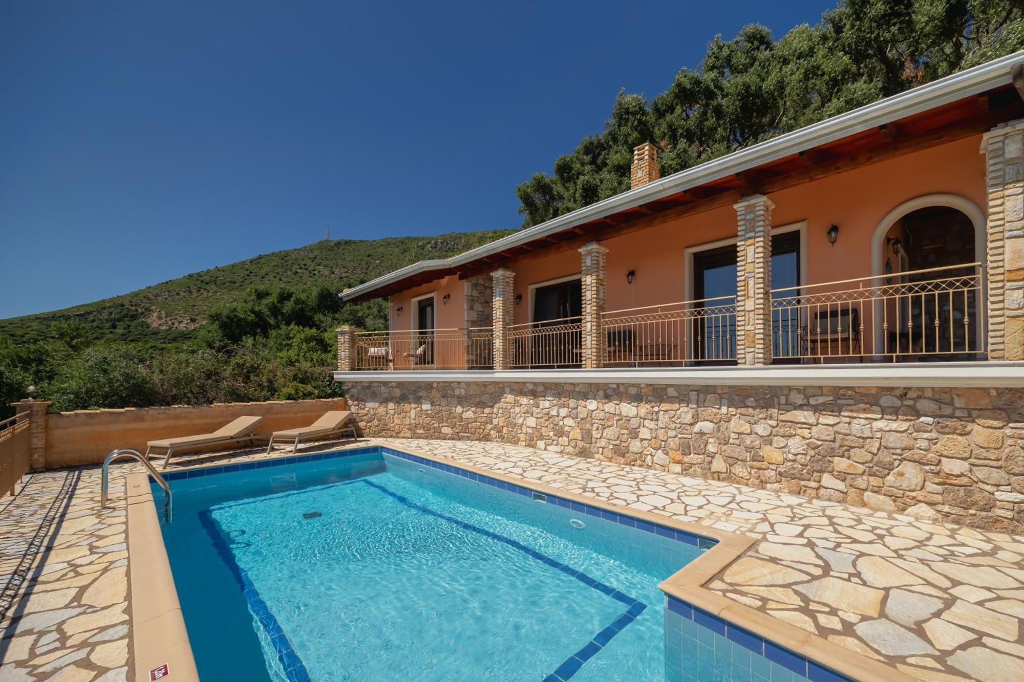 Apolis Villas & Suites Resort Parga Exterior photo