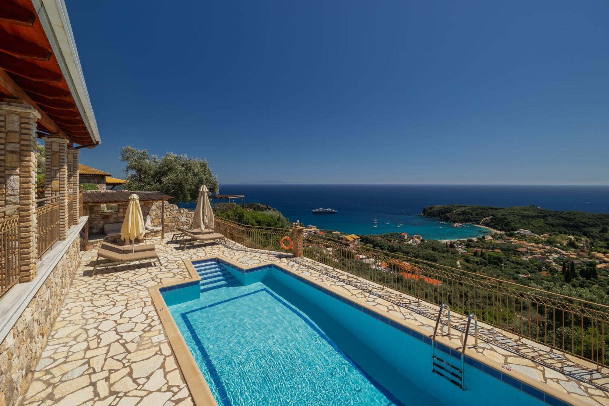 Apolis Villas & Suites Resort Parga Exterior photo