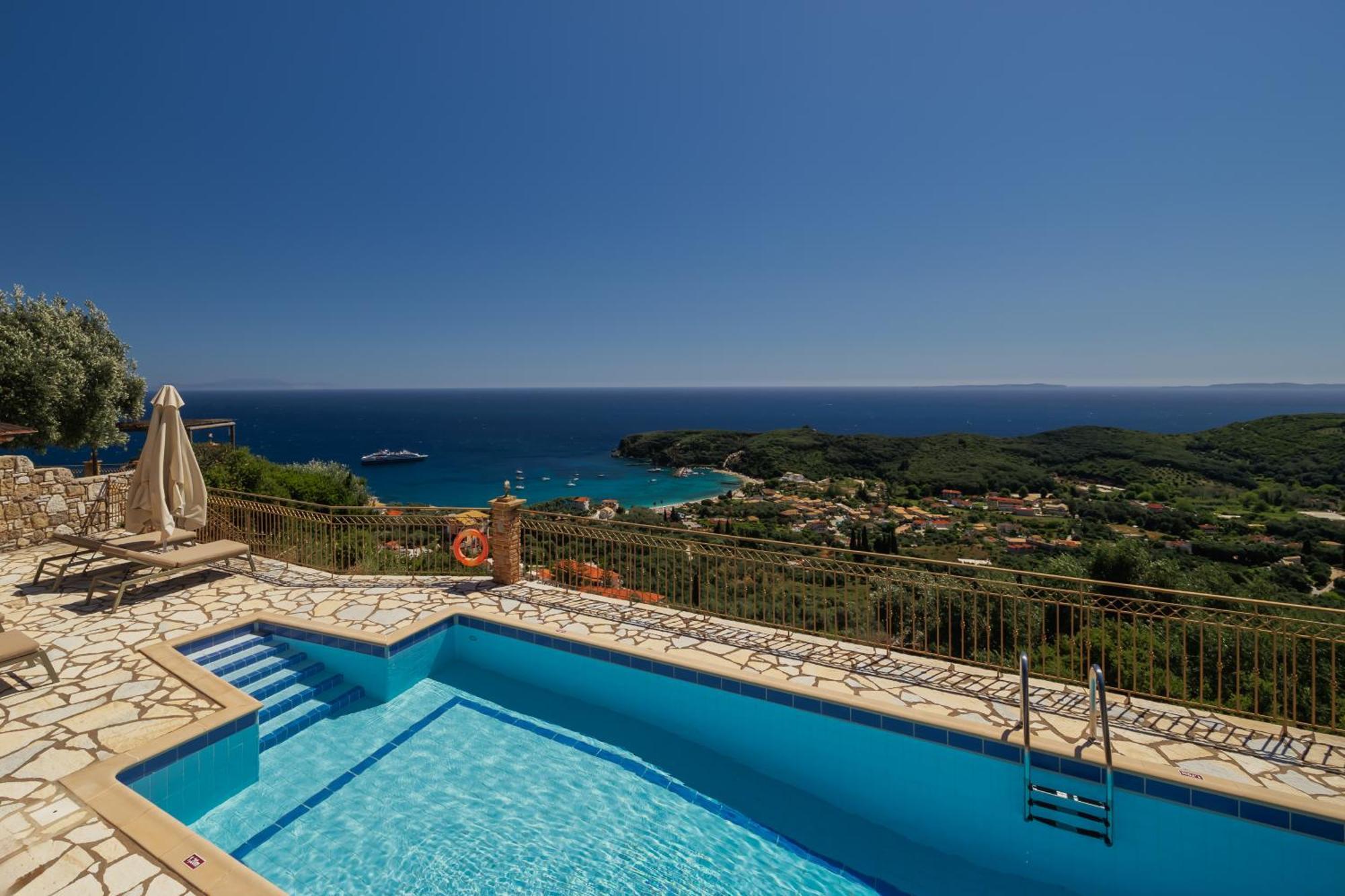 Apolis Villas & Suites Resort Parga Exterior photo