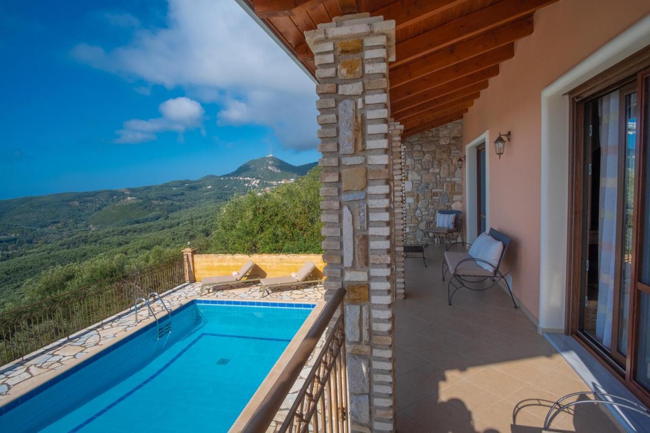 Apolis Villas & Suites Resort Parga Exterior photo
